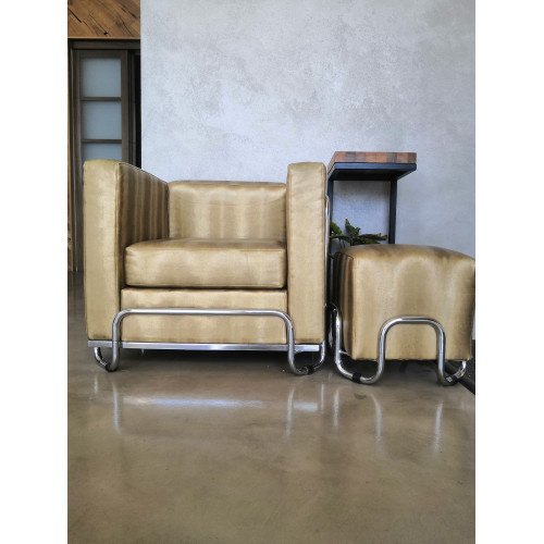 Křeslo s podnožkou