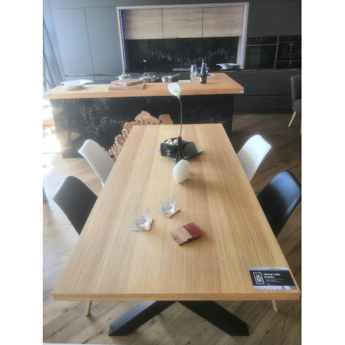 Jídelní stůl Blanca