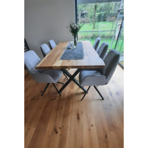 Jídelní stůl Jackson