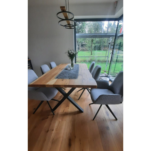 Jídelní stůl Jackson