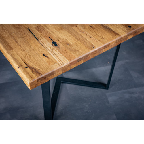 Jídelní stůl Isto