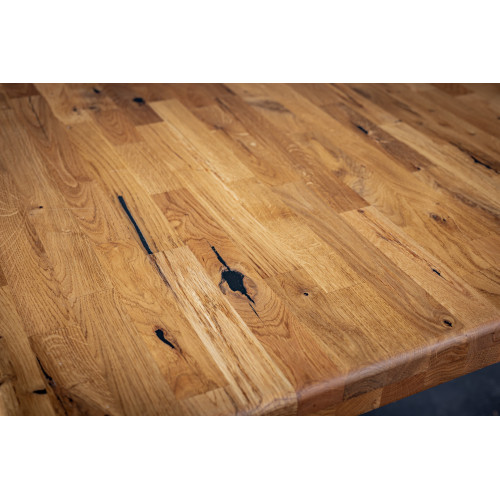 Jídelní stůl Isto