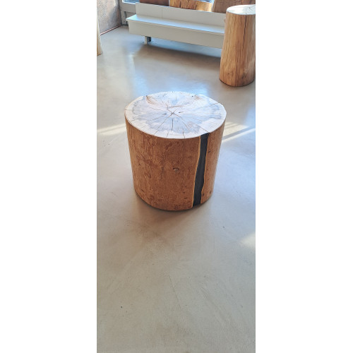 Masivní dřevěný špalek