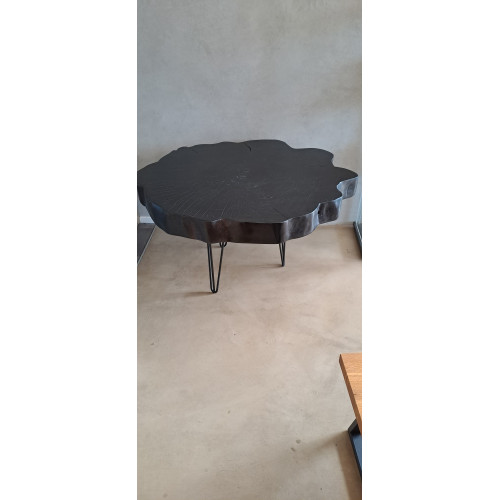 Černý platanový koláč