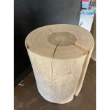 Masivní dubový špalek